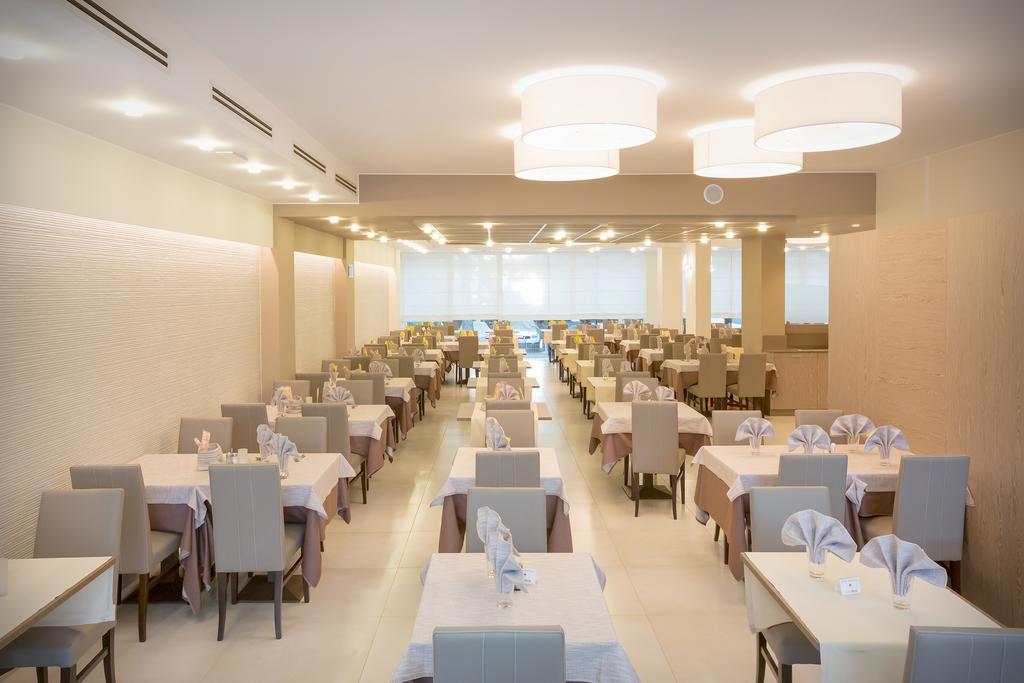 Hotel Montreal 비비오네 외부 사진